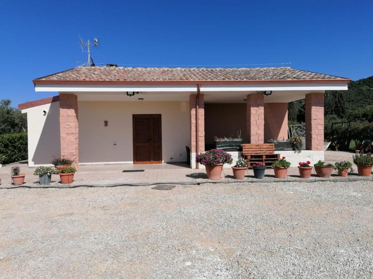 Holiday home Con Piscina 